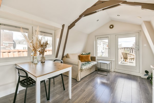 Medium property photo - Vijzelstraat 95-4, 1017 HH Amsterdam